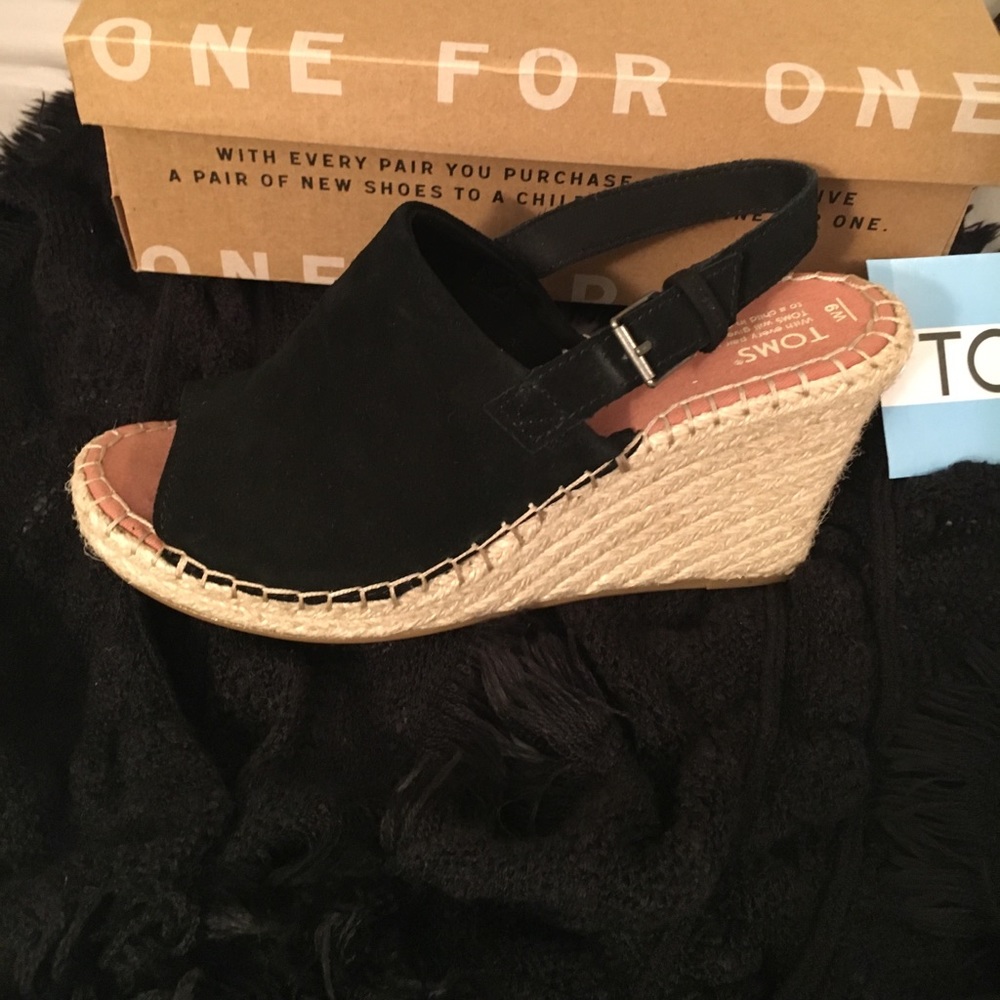 Toms black suede Monica wedges size 9
